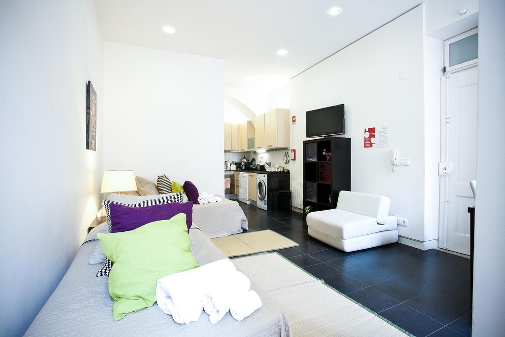 Downtown Apartments Bica Lisbon Exterior photo