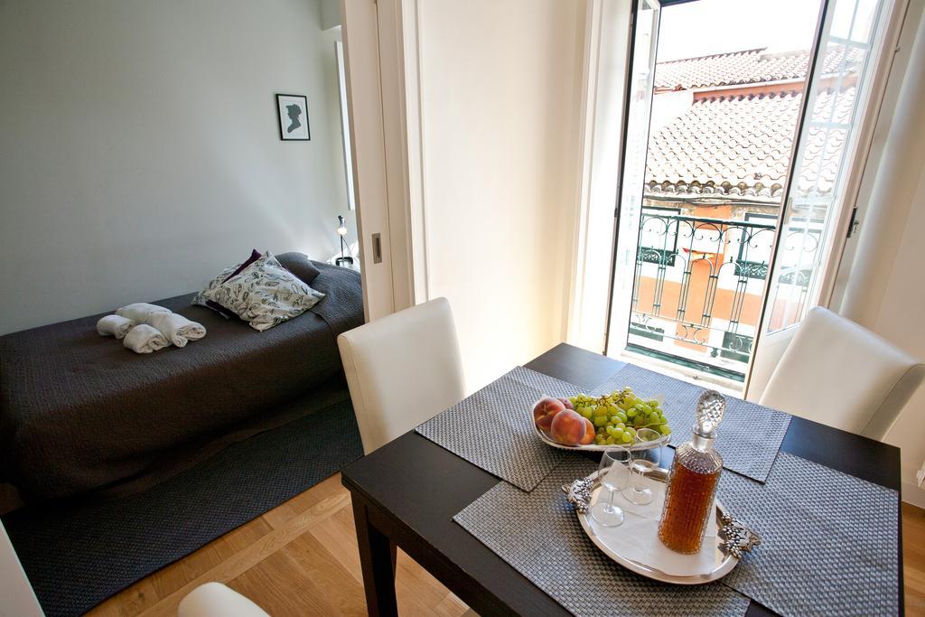 Downtown Apartments Bica Lisbon Exterior photo